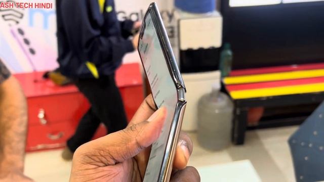 Moto Razr 5G Flip Camera Test || Moto Razr After 3years 😱 Build Quality #motorazr