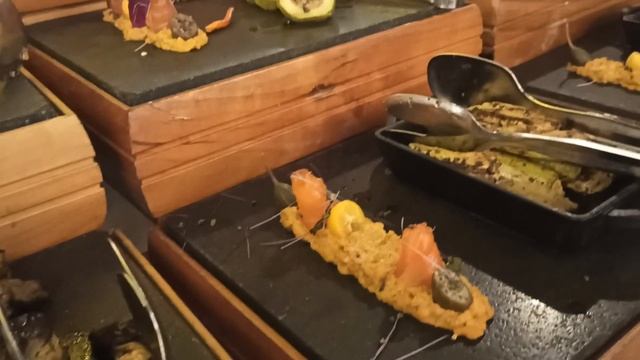 Qapari Restaurant Seaden Quality Resort & Spa 5* Tako Diner Обед смотреть онлайн