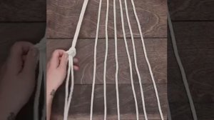 Как повесить горшок с цветами