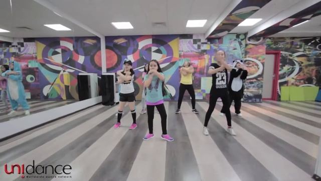 ТЦ Unidance, младшая группа Алии Алшимбаевой смотреть онлайн