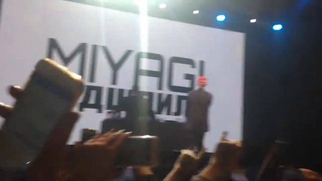 MiyaGi&Эндшпиль 20.10.2016 Москва смотреть онлайн