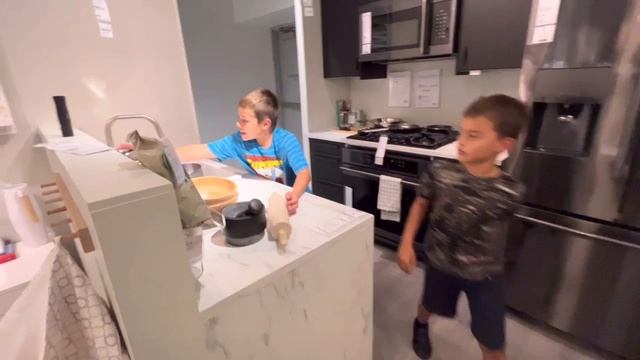 ИКЕА. ОБЗОР С МАЛЬЧИШКАМИ