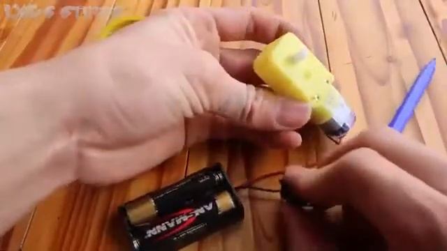 How to make a Electric Compass _ Drawing Compass Machine смотреть онлайн