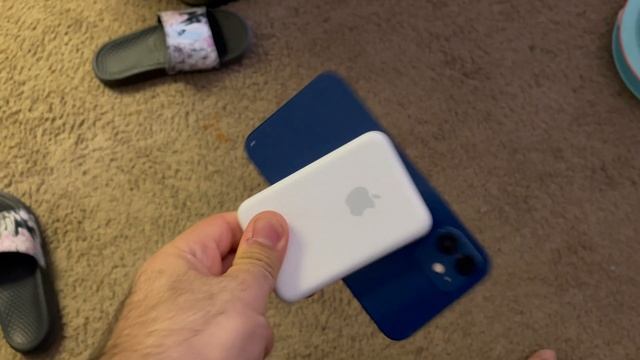 Apple MagSafe Battery Pack v. Anker Magnetic PowerCore смотреть онлайн