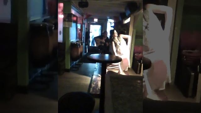 sara jerez dancing at cafe' citron смотреть онлайн
