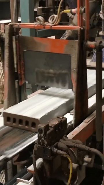 How Bricks Are Made #shorts смотреть онлайн