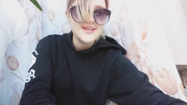 МС Анюта- Биты свои сюда кати , ведь я Аня и я МС