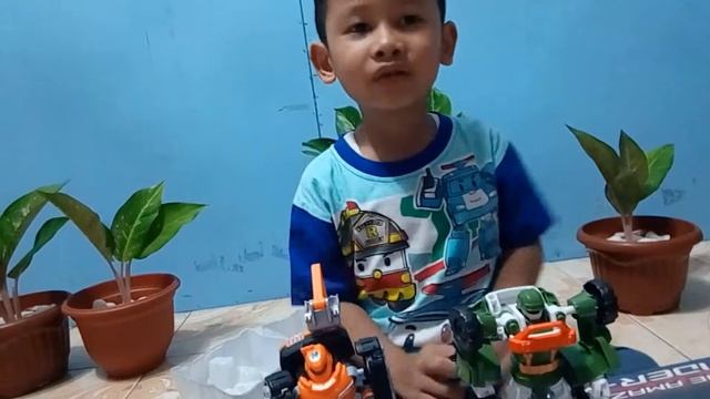 Pertarungan Tobot K VS Tobot rocky смотреть онлайн