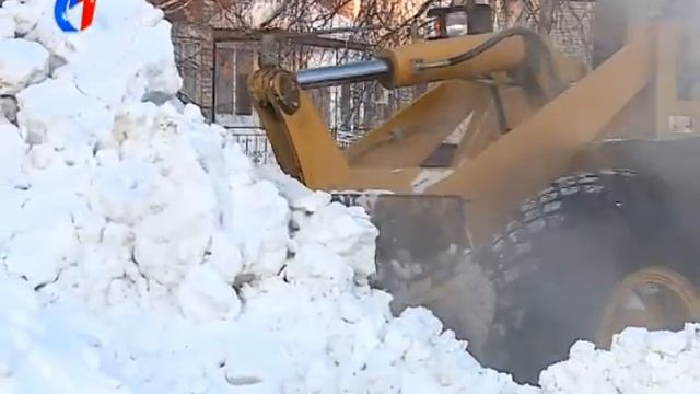 Чистка городских дорог. ТК "Первый Советский" смотреть онлайн