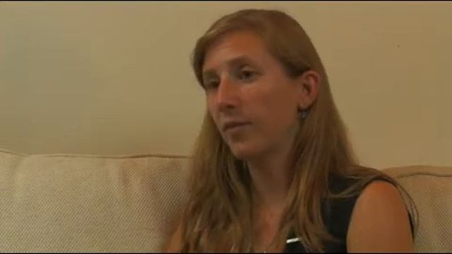 Train A Cat To Sleep On A Bed