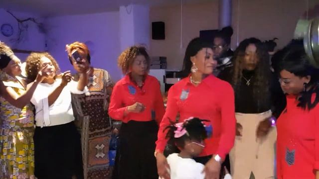 Aniversario da Charlotte et Cynthia 2018(7) смотреть онлайн