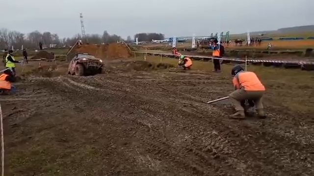 video 0 02 04 335dc615b80f219d157307d35c7f655f30a6a576e4bf7f39638be840448c6640 V смотреть онлайн