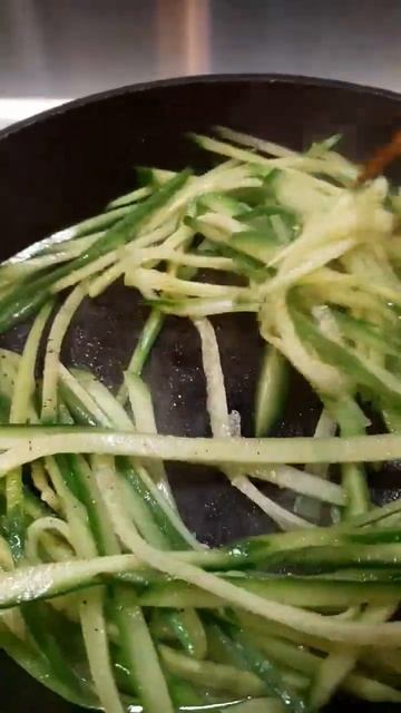 Quick Fry || Cucumber And Carrots Shredded For My Bibimbap #shorts #asmr  #viral #trending