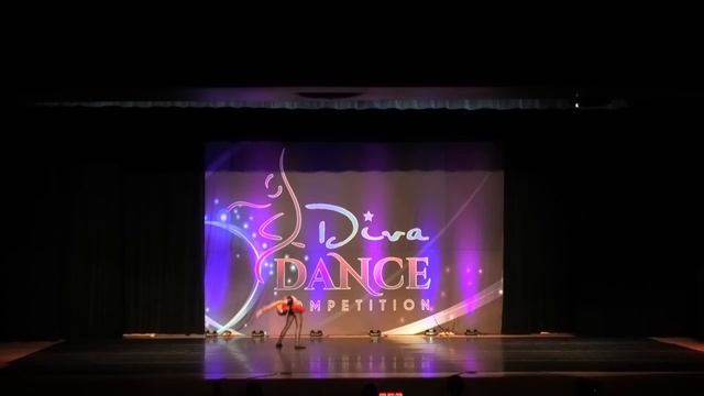 9 Year Old Jazz Solo "Box of Secrets" - Ella Frias - Diva Dance Florida смотреть онлайн
