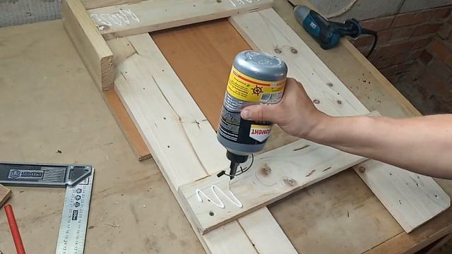 Стол из поддонов. Как сделать столик из паллет для дачи. смотреть онлайн