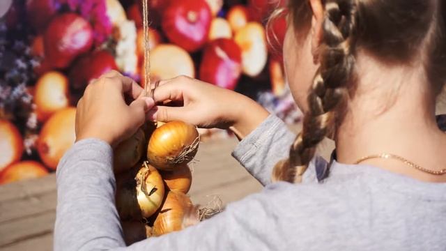 Лукова Ярмонка в г. Ростов Великий смотреть онлайн
