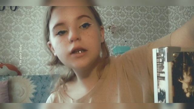 Косплей на Россию? ⚪🔵🔴 смотреть онлайн