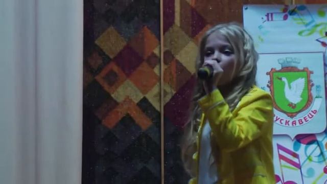 Валерия Жиркевич "The Show Must Go On" cover смотреть онлайн