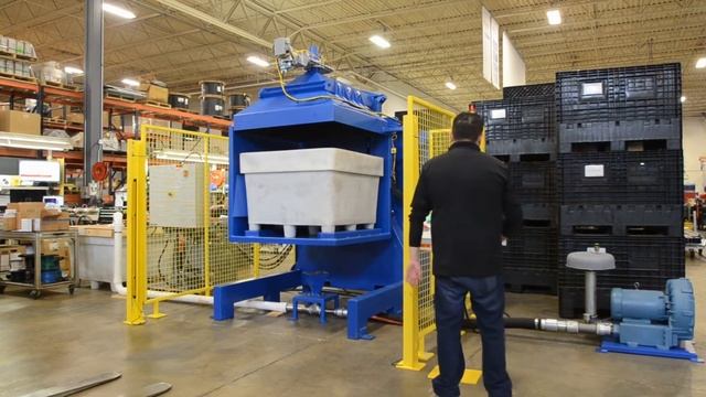 180 Degree Box Inverter for dumping pelletized plastic pellets with minimum product loss. смотреть онлайн