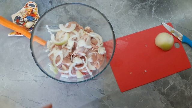 ЗАПЕЧЕНА КАРТОПЛЯ З КУРКОЮ!НЕЙМОВІРНО СОКОВИТА! смотреть онлайн
