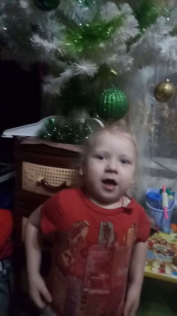 Василиса рассказывает стих, 3 года смотреть онлайн