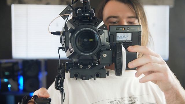 Blackmagic URSA Mini Pro 4.6K - Super Short Review смотреть онлайн