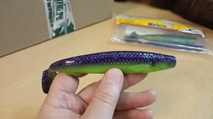 Распаковка посылки с виброхвостом Helios Pike King