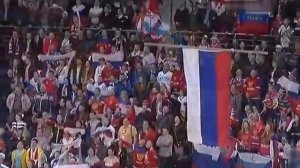 Весь стадион поет Гимн России перед вздрючкой пиндостана.