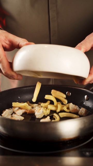 Казаречче с креветками 
Еще больше рецептов в моем Telegram Https://t.me/Ilya_Blagoveschensky