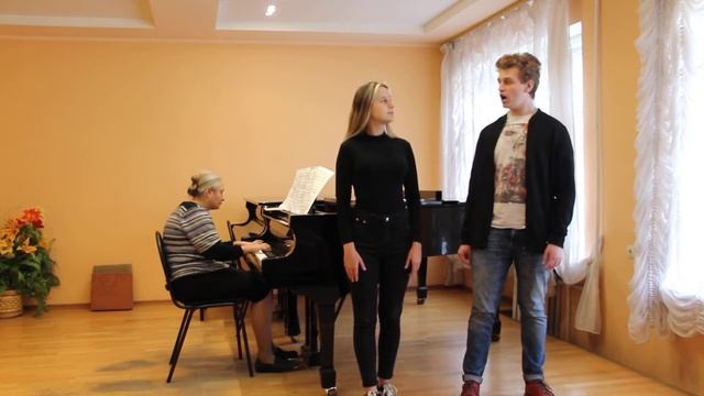 Дуэт Прилепы и Миловзора П.И.Чайковский и оп. "Пиковая дама" смотреть онлайн