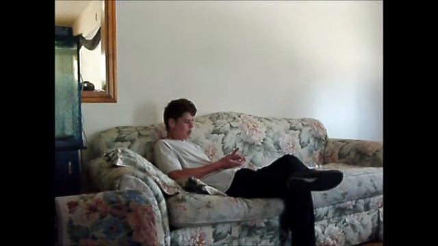 SURPRISE YOU'RE ON MOM'S CANDID CAMERA!!!! смотреть онлайн