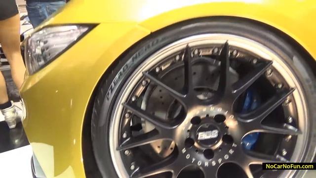 BMW M4 Coupe 2.9L - 2014 Essen Motor Show! смотреть онлайн