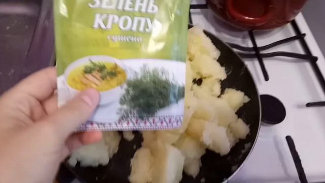Картошечка вкусная с укропом и маслом
