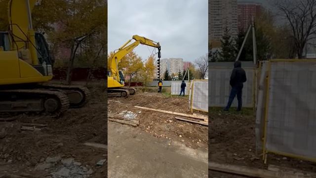 Заказать гусеничный экскаватор для бурения смотреть онлайн