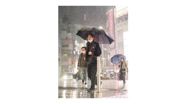 5 HOURS OF HEAVY RAIN IN JAPAN AT NIGHT + photography смотреть онлайн