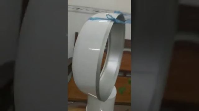 Dyson AM01, quạt không cánh nội địa Nhật, qua sử dụng, 100v, 40w, đường kính 36cm, cao 60cm. смотреть онлайн