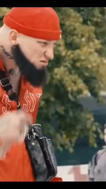 Мага сделал опасный взгляд девушке|Пранки EDWARDBIL