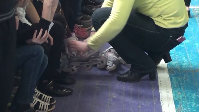 Открытые уроки на роликах в школах Днепра. Роллершкола S.K.Y. смотреть онлайн