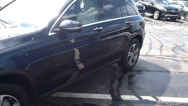 2017 Mercedes-Benz GLC 300 4MATIC смотреть онлайн