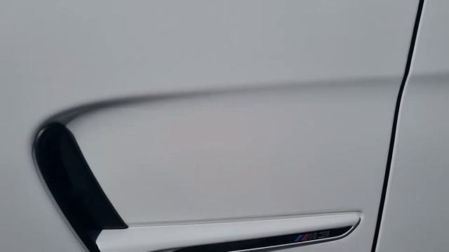 The BMW M3 Competition смотреть онлайн