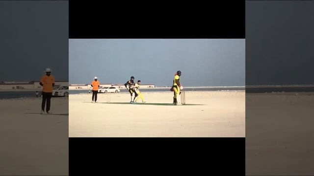 Junaid Niazi Bowling against Awan cricket club смотреть онлайн