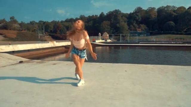Dancehall female SHAPE NICE - Afro B x Vybz Kartel x Dre Skull смотреть онлайн
