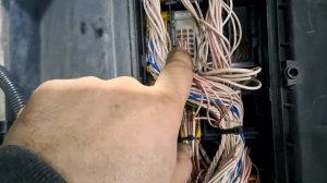 Ремонт проводки датчика нагрузки на пневморессоре MAN TGX