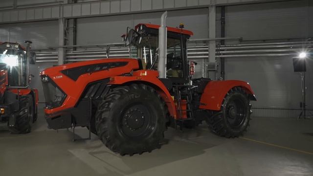 Облеты тракторов КИРОВЕЦ К-7М и К-5 смотреть онлайн