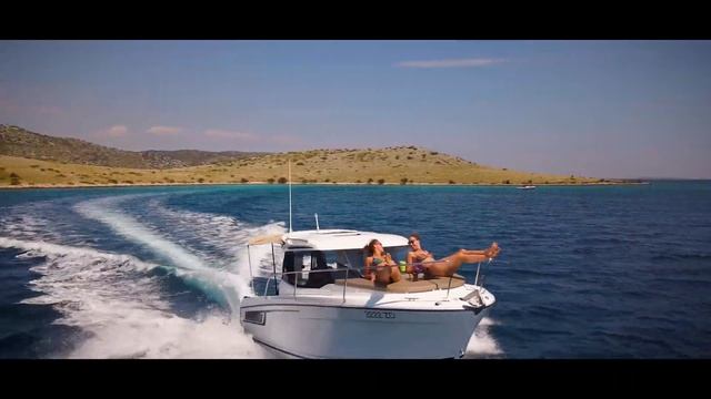 Jeanneau Merry Fisher 695 смотреть онлайн