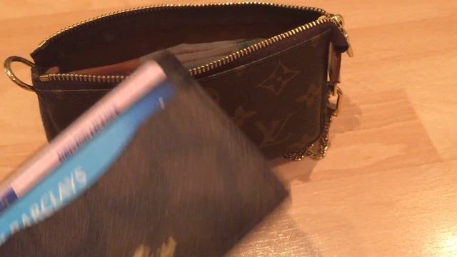 Coach Corner Zip Wristlet vs LV Mini Pochette Accessoires | Comparison смотреть онлайн