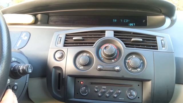 Yatour YT-M06 смотреть онлайн