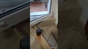 Регулирую балконние двери (фурнитура Siegenia-AUBI). Регулировка без специального ключа.