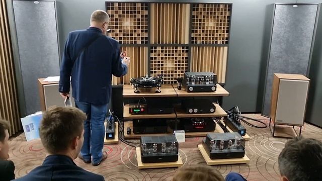 AVS 2022 Warsaw, Pylon Jade 20 + Fezz Audio смотреть онлайн
