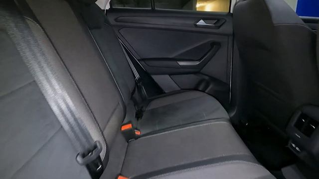 VOLKSWAGEN T-ROC 1.4 TSI DESIGN TIPTRONIC HATFIELD VW BRYANSTON